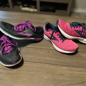 2 Brooks Shoes sz 9 & 9.5